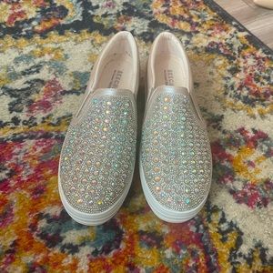 Sketchers Memory Foam Bling Shoes!! Sz 7.5 💍💋Brand New !!!